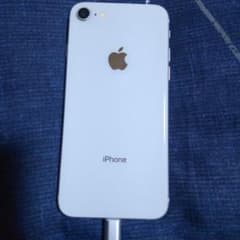 Apple iPhone8本体のサムネイル