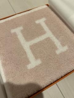 HERMES ピンク Hロゴ タオルハンカチのサムネイル