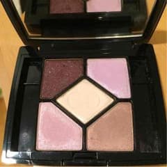 お値下げします✩Diorアイシャドウ♡のサムネイル