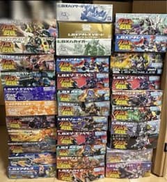 ダンボール戦機 プラモデルのサムネイル