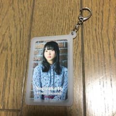 鈴木絢音 光るICカードホルダーのサムネイル
