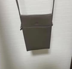 レア！ミニショルダーバッグ グレージュ スマホショルダーのサムネイル