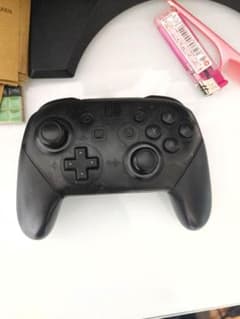 Nintendo Switch Pro Controller ブラックのサムネイル