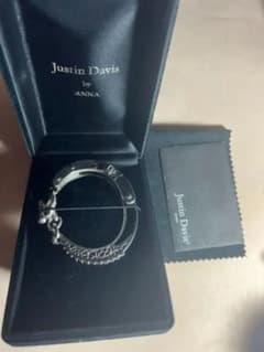 ジャスティンデイビス土屋アンナコラボ手錠ブレスレット - メルカリ