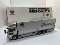 UDトラックス クオン 模型 大型トラック 精密モデル 箱あり スレ有　1/43 UDトラックス クオン 模型 大型トラック 精密モデル 箱あり スレ有 1