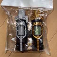仮面ライダービルド☆DXフルフルラビットタンクボトルのサムネイル