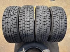 215/65R16 2022年 8部山以上 ダンロップ ウィンターマックス 4本 