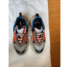 BALENCIAGA tripie s 39のサムネイル