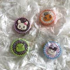 たまごっち　手作りおやつチャーム　平成女児チョコチャーム 4点セットのサムネイル