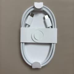Apple純正 USB-C to USB-C ケーブル ホワイトのサムネイル