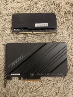 ASUS ROG DIMM.2 PCIe5.0 M.2 Z690 APEXのサムネイル