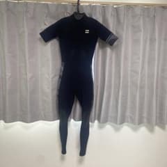 Billabong シーガル ウェットスーツ　Mサイズのサムネイル
