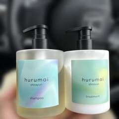 サロン帰りの艶髪になるhurumai モイストケア シャンプー トリートメントのサムネイル