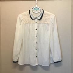 リンジィ　シャツ ブラウス　Mサイズのサムネイル