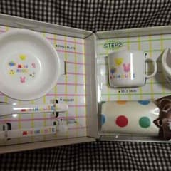 ミキハウス食器セットのサムネイル