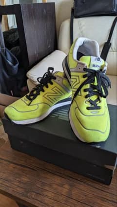 New Balance 574 ネオンイエロー スニーカー - メルカリ