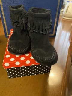☆tetote様専用☆ミネトンカ　キッズショートブーツ　18cmのサムネイル