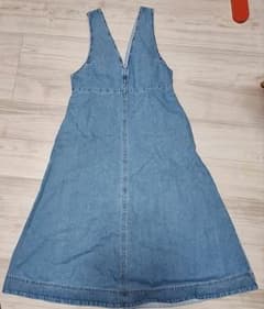 GU Vネックサロペット Mサイズのサムネイル