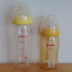 ゆう様専用　Pigeon  哺乳瓶(ガラス瓶・プラスチック)　240mlのサムネイル