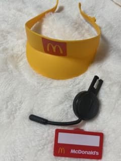 マクドナルド クルーなりきりセットのサムネイル