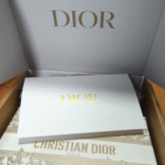 Dior ホリデー オファー(数量限定品)のサムネイル