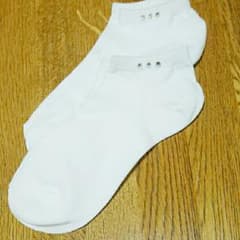 【値下げしました】♥２足組 新品ビジュー靴下 ♥のサムネイル