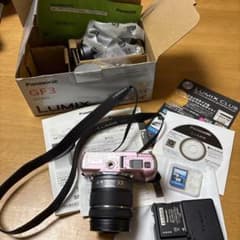 Excellent condition, rare! Complete set of Panasonic LUMIX DMC-GF3