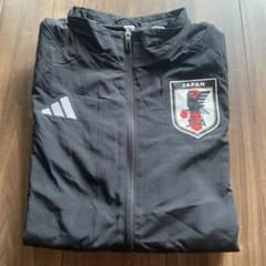 Only one left! M size Japan national football team presentation jacket