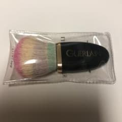 ゲラン　ミニフェイスブラシのサムネイル