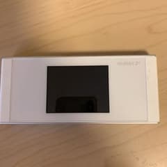 HUAWEI TECHNOLOGIES W05 ホワイトXシルバーのサムネイル