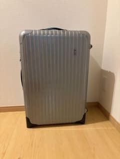 RIMOWA キャリーケース シルバーのサムネイル