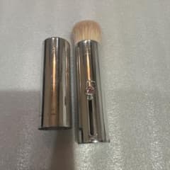 ジルスチュアート　チークブラシのサムネイル
