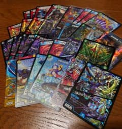 デュエルマスターズ 引退品 221枚のサムネイル