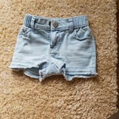 ショートパンツのサムネイル