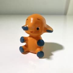 昭和レトロ】サトちゃん ソフビフィギュア 指人形 - メルカリ