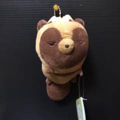 너구리 나비와 너구리 가방에 붙어있는 봉제 인형