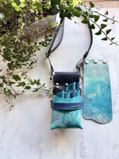 手染めターコイズマーブルの蓋付きコンパクトシザーケース - メルカリ