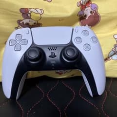 PS5 DualSenseワイヤレスコントローラのサムネイル