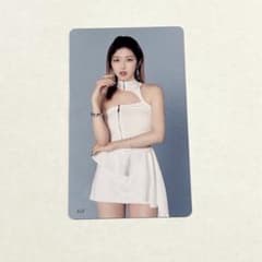 is:sue 038 田中優希　YUUKIのサムネイル