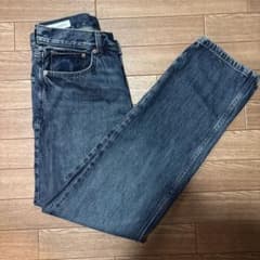 ZARA ダークデニム ストレートジーンズのサムネイル