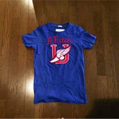 アバクロンビー&フィッチ tシャツのサムネイル
