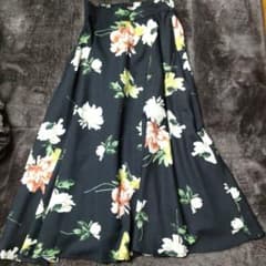 アダストリア フレアスカートのサムネイル