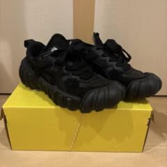 オニツカタイガー デンティグレ ブラック スニーカーのサムネイル