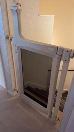 Combi コンビ　ハンズフリーゲート　拡張フレーム1本付き　ベビーゲート Combi 【送料無料！】コンビ ハンズフリーゲート (ベビーゲート