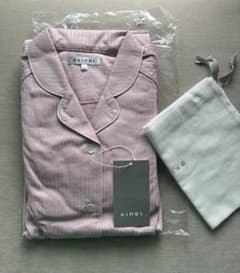 kinel 内側シルク外側綿パジャマ 上下セット。ピンク S 日本製　新品　袋付 kinel 内側シルク外側綿パジャマ 上下セット。ピンク S 日本製 新品 袋