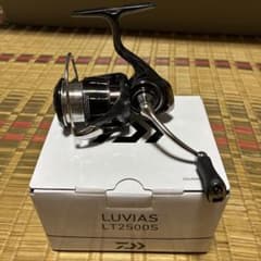 Daiwa 24 LUVIAS LT2500S スピニングリールのサムネイル