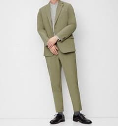 【GU】セットアップ　(ジャケット+パンツ)　Mサイズのサムネイル