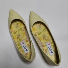 新品  キタムラ パンプス２３センチのサムネイル