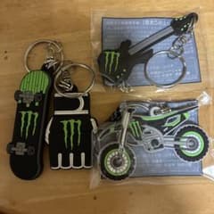 Monster Energy キーホルダー 4点セット - メルカリ