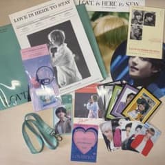 NUNAV LOVE IS HERE to STAY テテ セット トレカのサムネイル